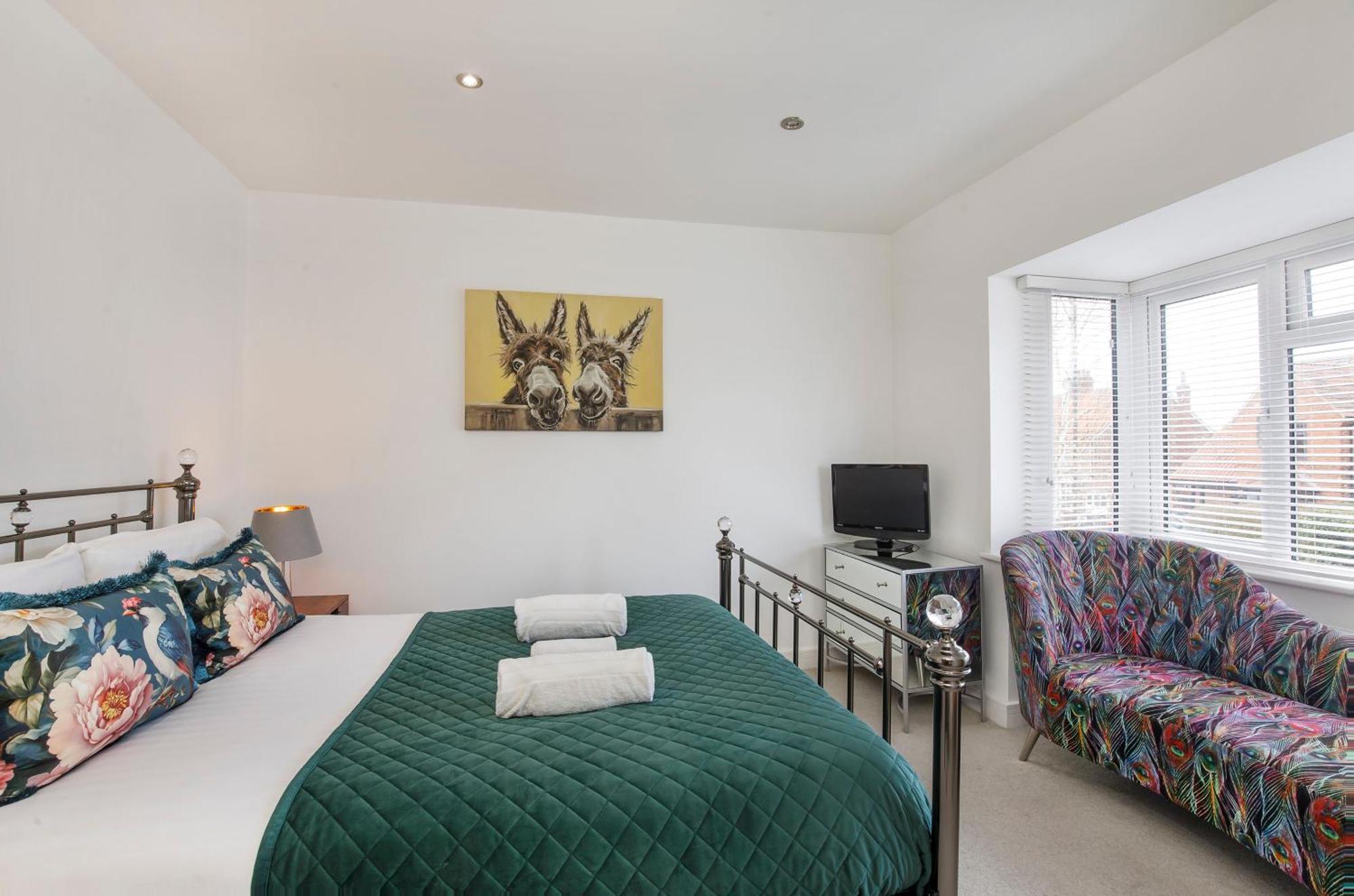 White House Apartments-Free Parking 1 Car Per Apartment York Exterior photo